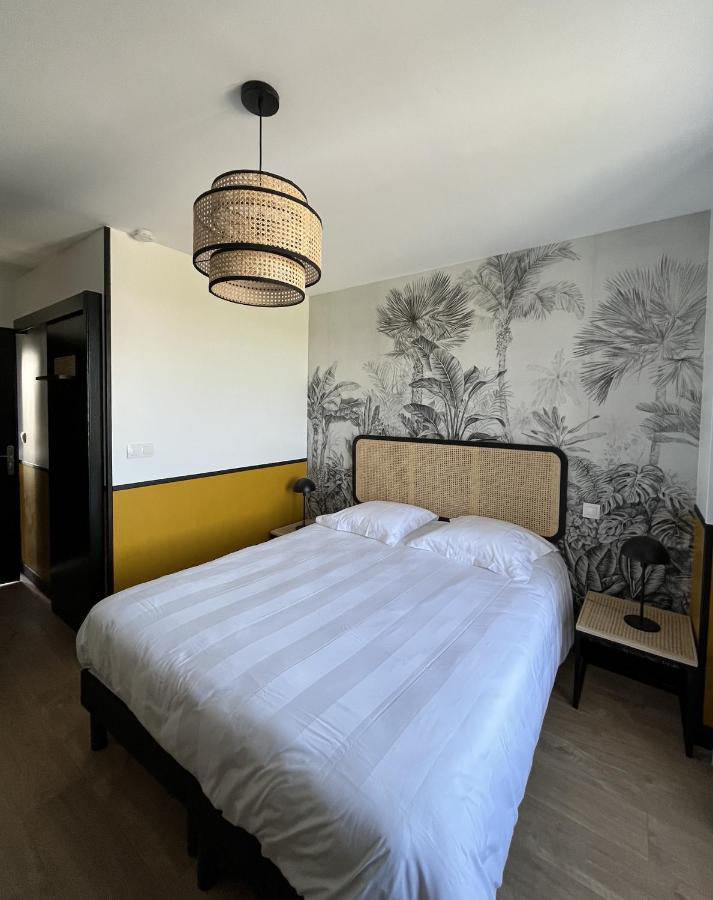 Domaine Du Grand Caugy Hotell Saint-Vigor-le-Grand Exteriör bild
