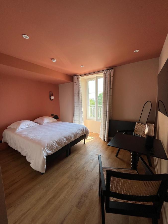 Domaine Du Grand Caugy Hotell Saint-Vigor-le-Grand Exteriör bild