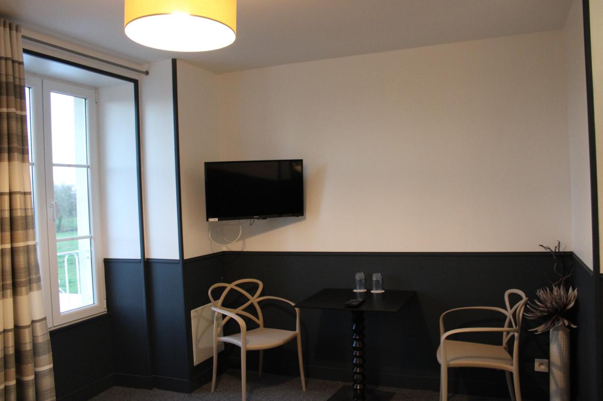 Domaine Du Grand Caugy Hotell Saint-Vigor-le-Grand Exteriör bild