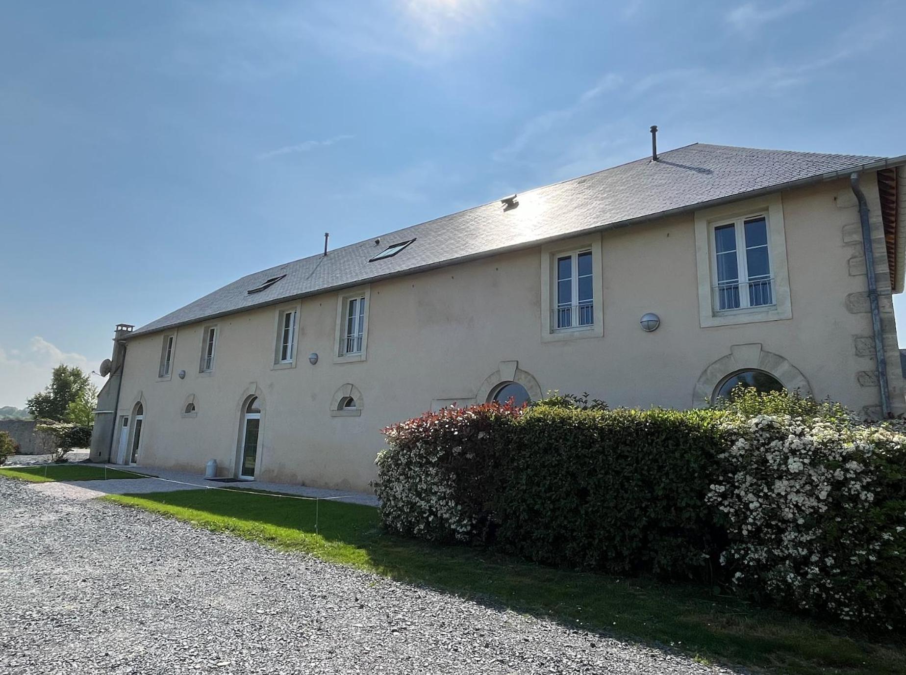 Domaine Du Grand Caugy Hotell Saint-Vigor-le-Grand Exteriör bild